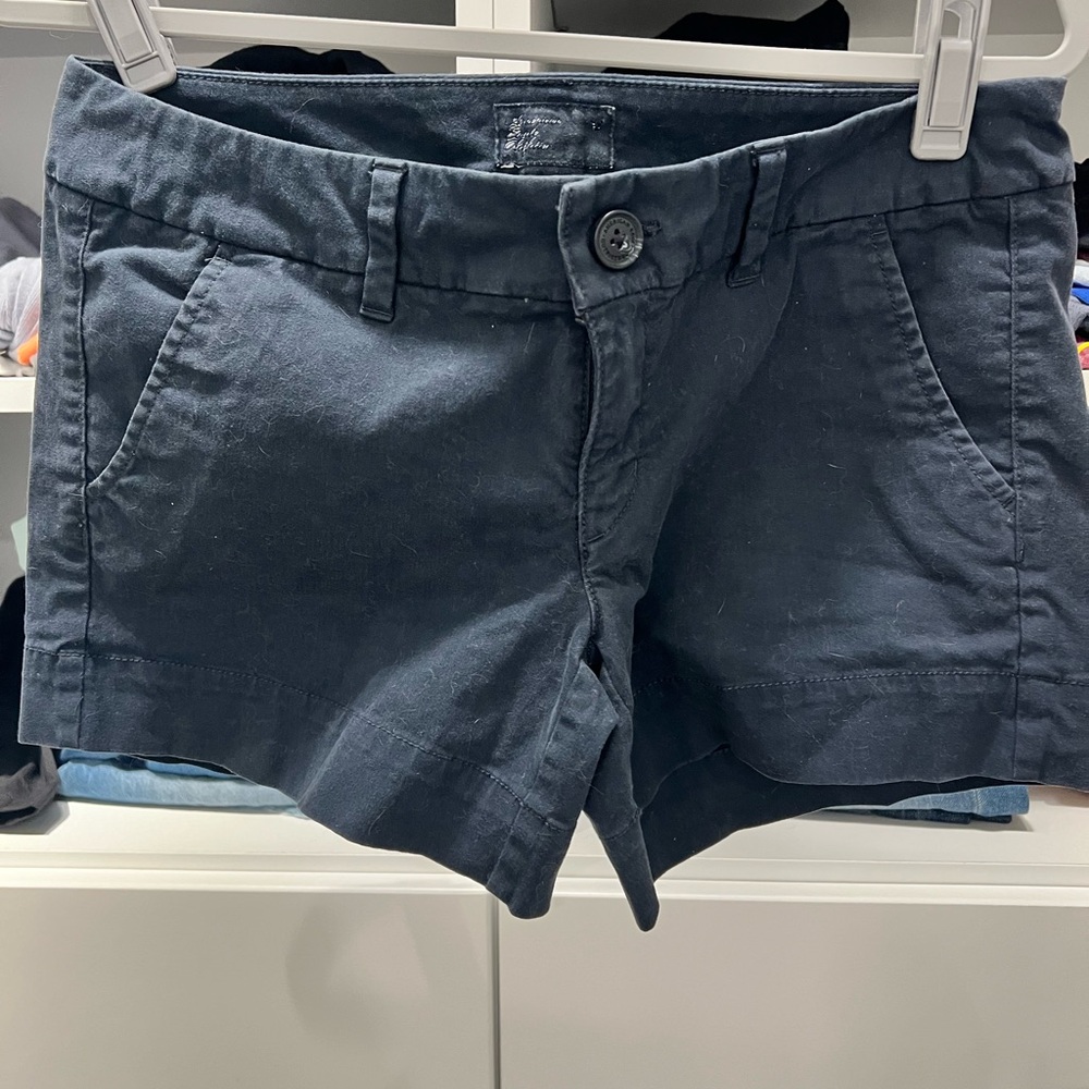 American eagle shorts size 6